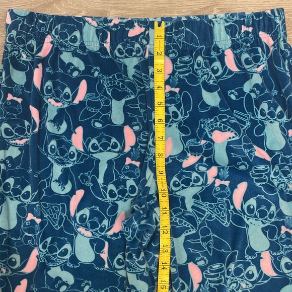NWOT Disney Lilo & Stitch Weekend Vibes Pajama Set M(8-10) - Picture 12 of 16